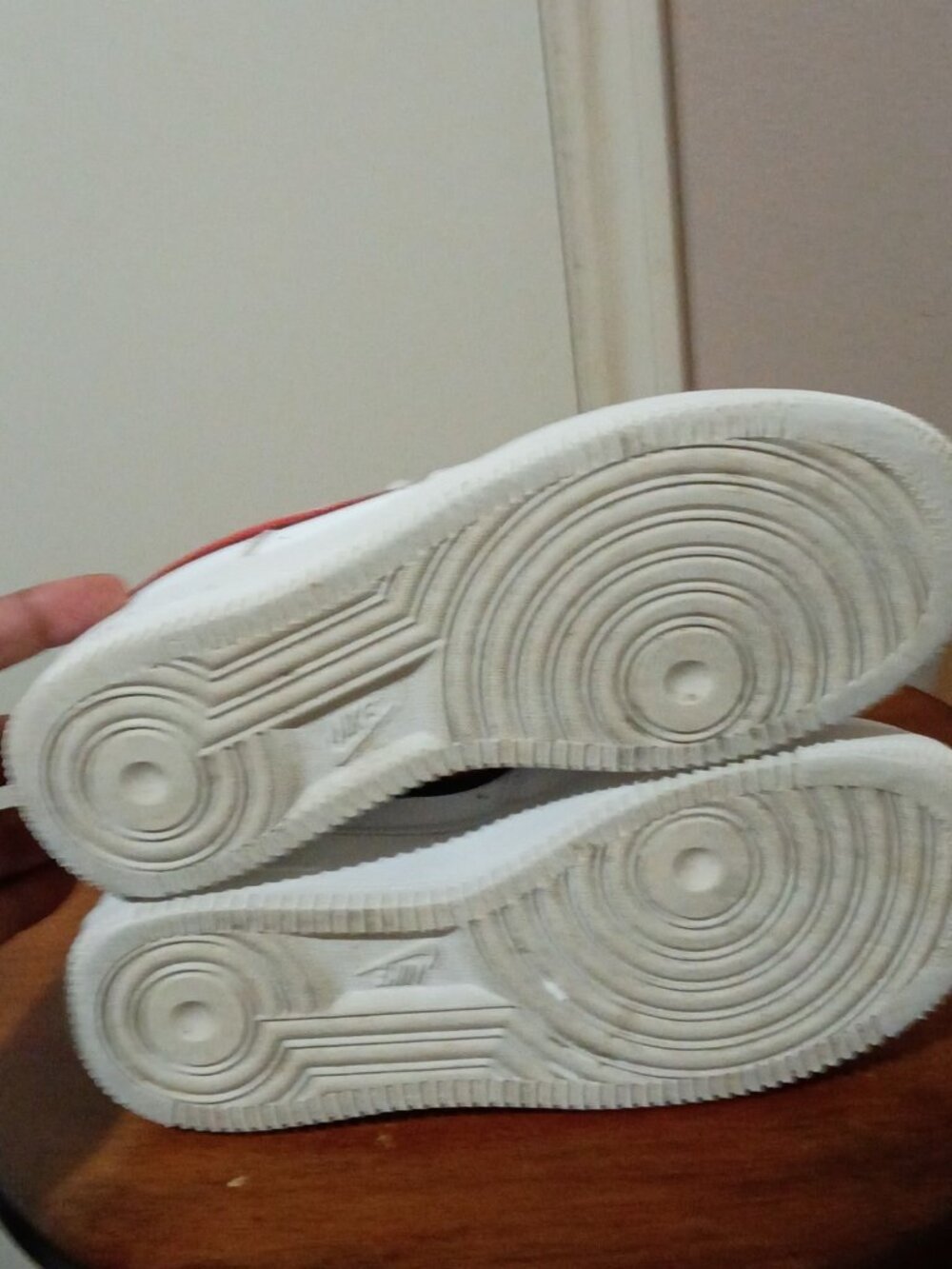 Nike Air Force 1 Low Youth Sneakers Shoes 5.5Y White Red Leather CW1574-101 - Picture 3 of 13
